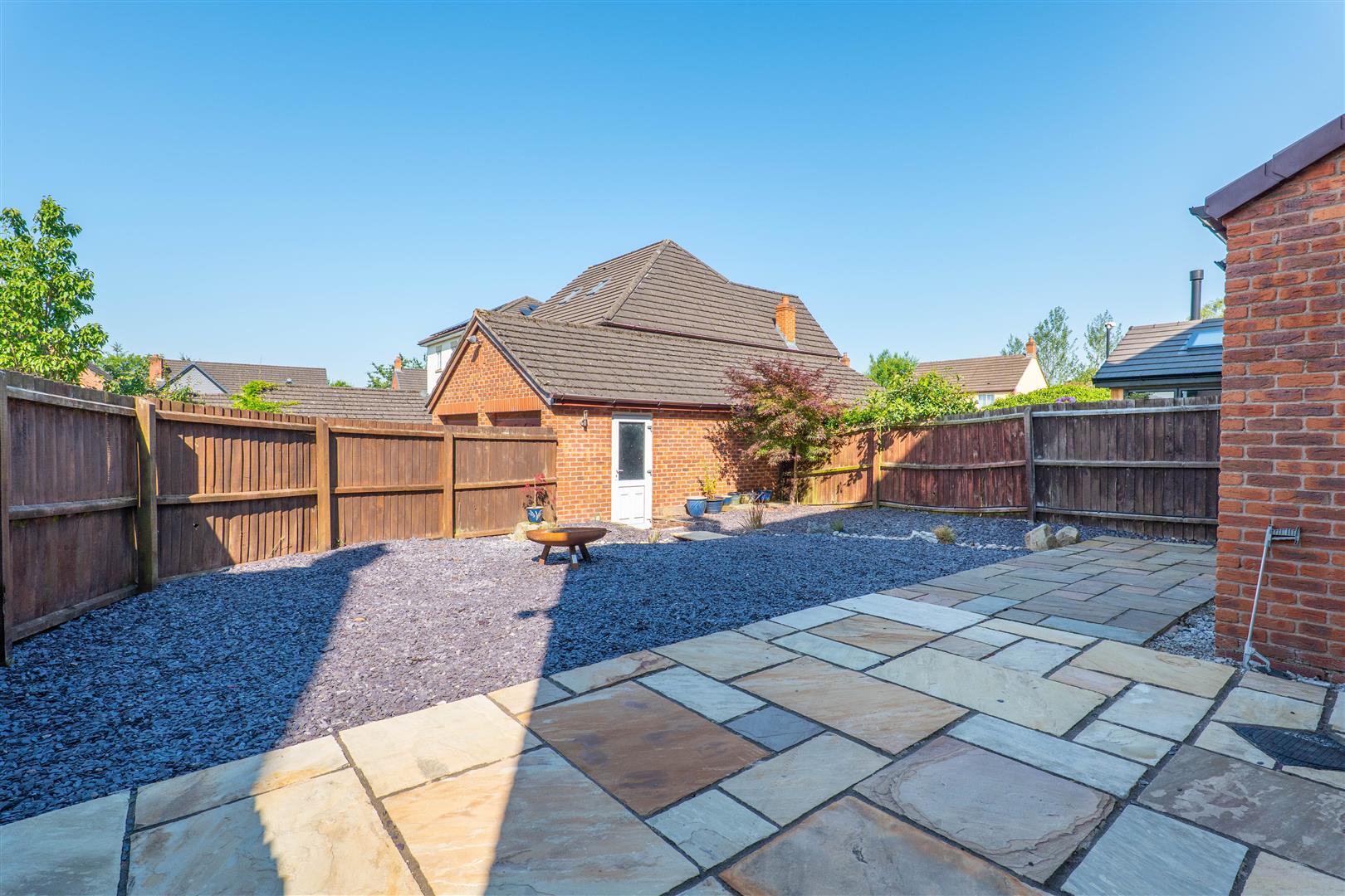 5 bed property in Fairview Drive, Chorley